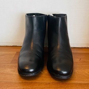 RACHEL COMEY, Black Leather Ankle Boots, 8.5.